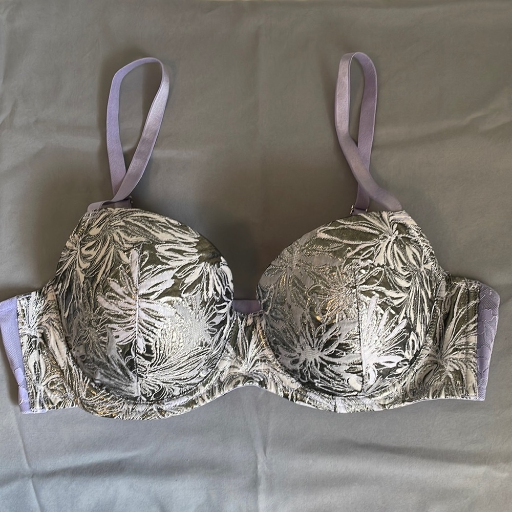 Victoria’s Secret Dream Angels Line Demi. 38C light purple w/ silver embroidery.